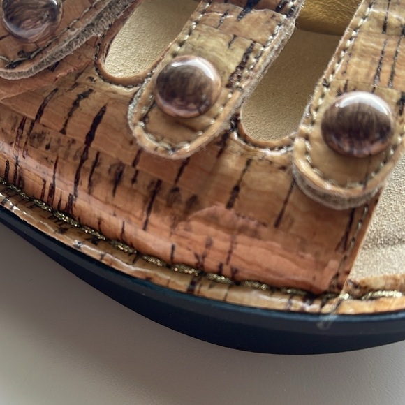 Alegria Fiona cork look sandals EUC size 37 three strap hook and loop closure - Picture 12 of 12